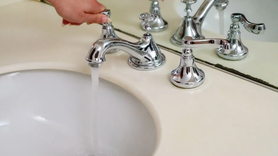 Tub Faucet Repair in Flag Run